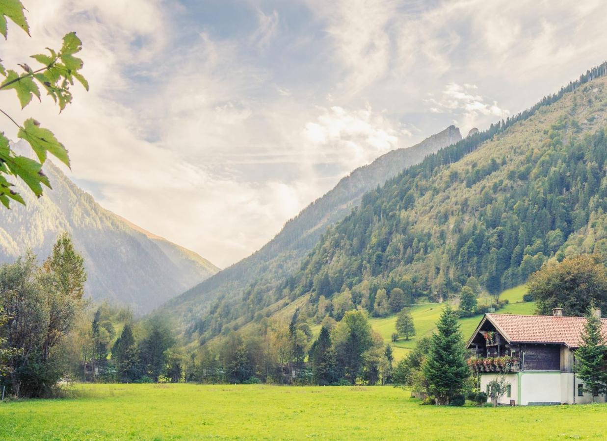 Hirzbachgut Villa Fusch an der Grossglocknerstrasse Luaran gambar
